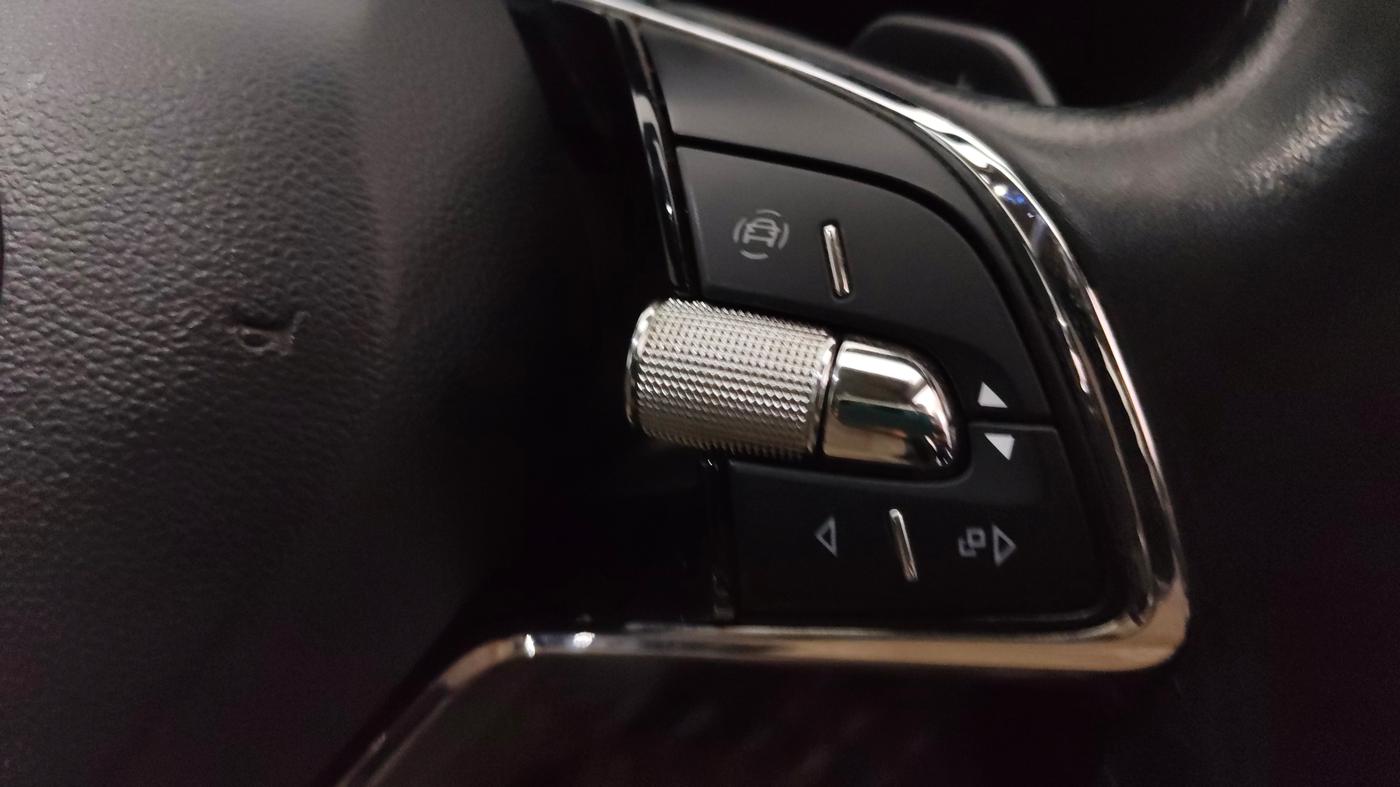 2022 Skoda SLAVIA STYLE 1.0L TSI AT, Petrol, Automatic, 80,387 km, Adaptive Cruise Control
