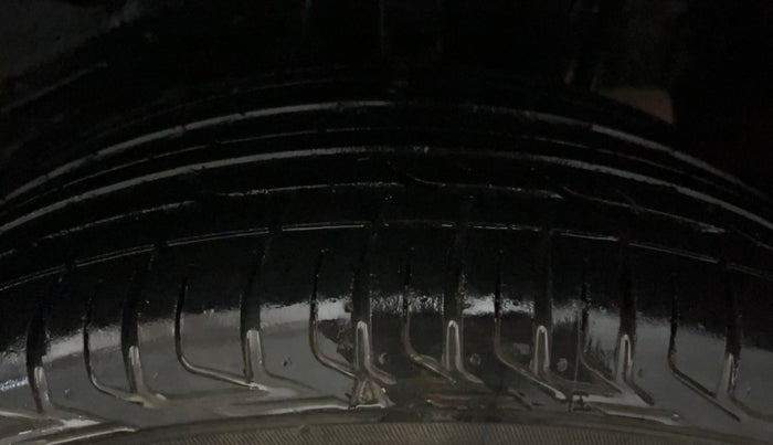 2023 Tata NEXON XM SUNROOF PETROL, Petrol, Manual, 40,988 km, Left Rear Tyre Tread