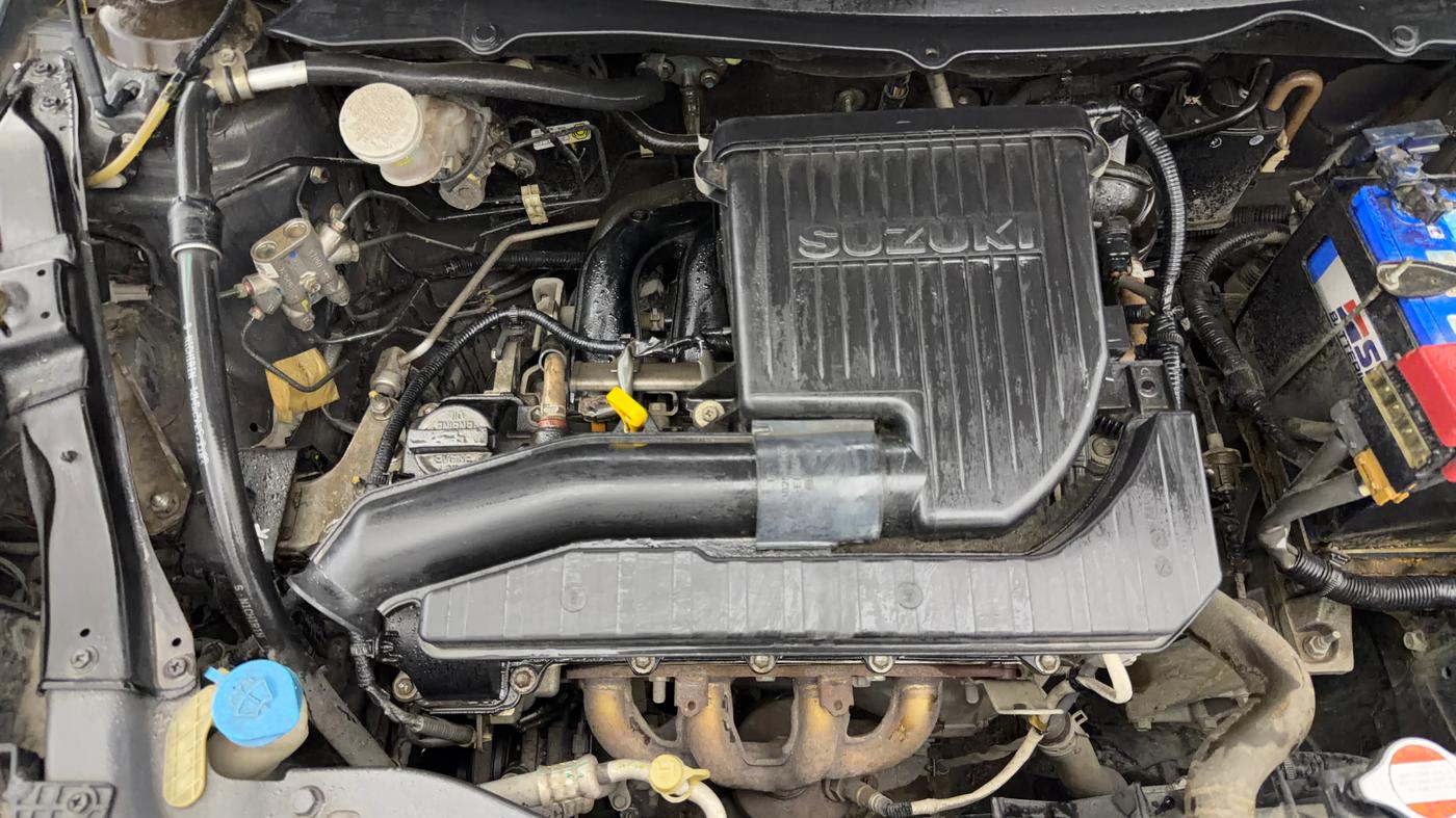 2015 Maruti Swift LXI (O), Petrol, Manual, 20,568 km, Engine View - Right