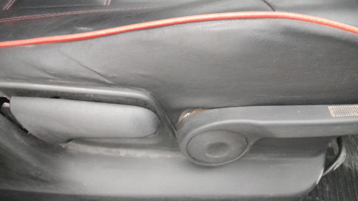 2015 Maruti Swift ZXI, Petrol, Manual, 1,03,587 km, Driver Side Adjustment Panel