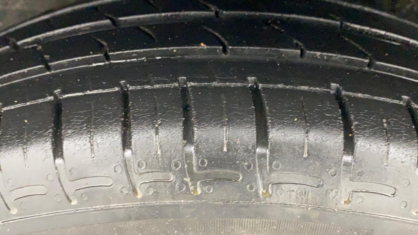 2022 Hyundai AURA S 1.2 CNG, CNG, Manual, 37,661 km, Right Rear Tyre Tread