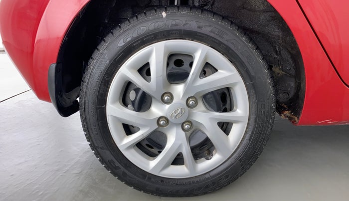 2017 Hyundai Grand i10 MAGNA 1.2 KAPPA VTVT, Petrol, Manual, 18,409 km, Right Rear Wheel