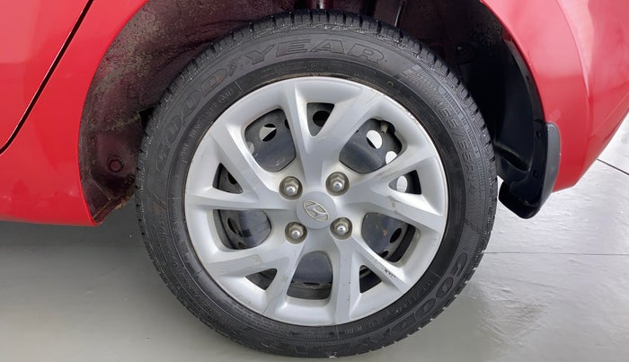 2017 Hyundai Grand i10 MAGNA 1.2 KAPPA VTVT, Petrol, Manual, 18,409 km, Left Rear Wheel