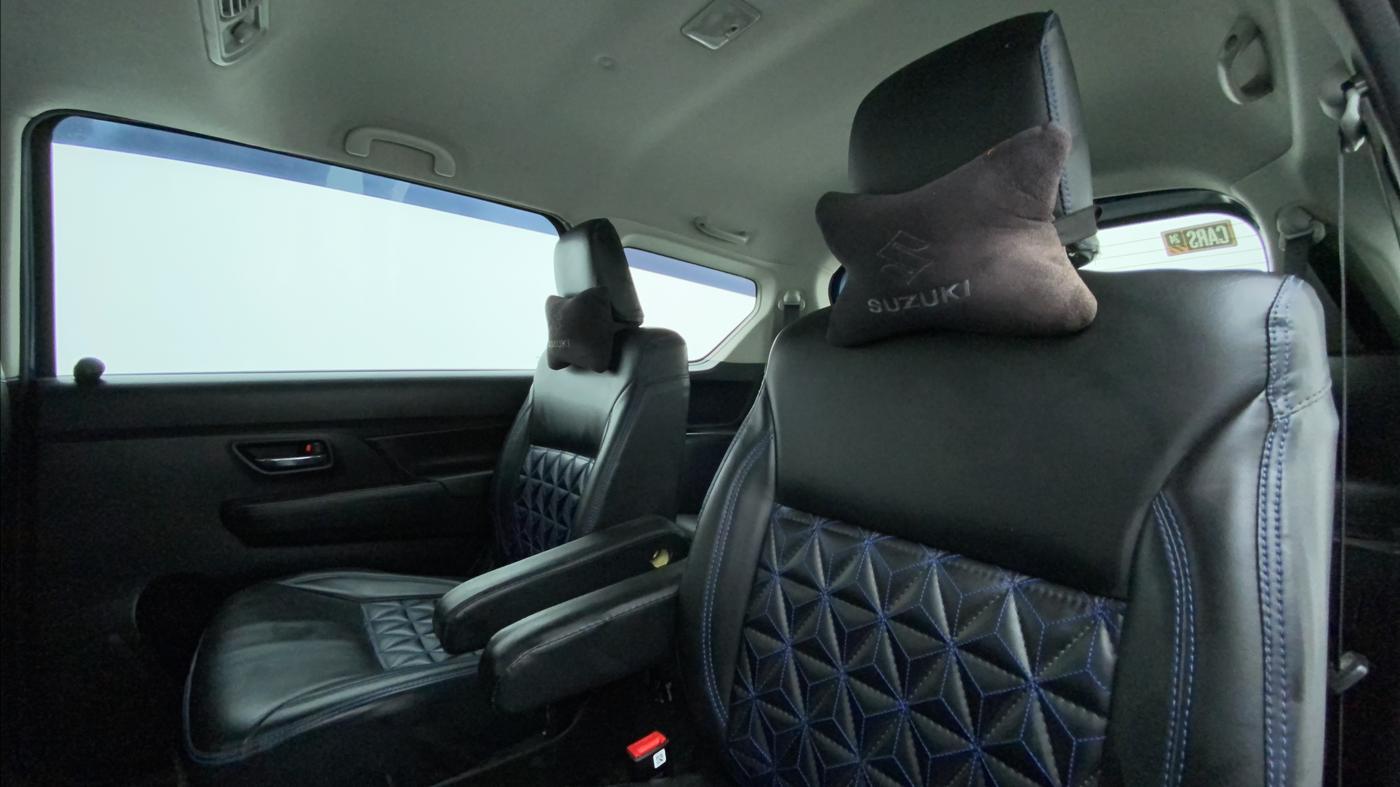 2021 Maruti XL6 ZETA MT, Petrol, Manual, 31,206 km, Right Side Rear Door Cabin
