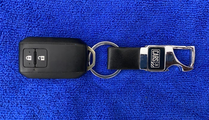 2021 Maruti XL6 ZETA MT, Petrol, Manual, 31,206 km, Key Close Up