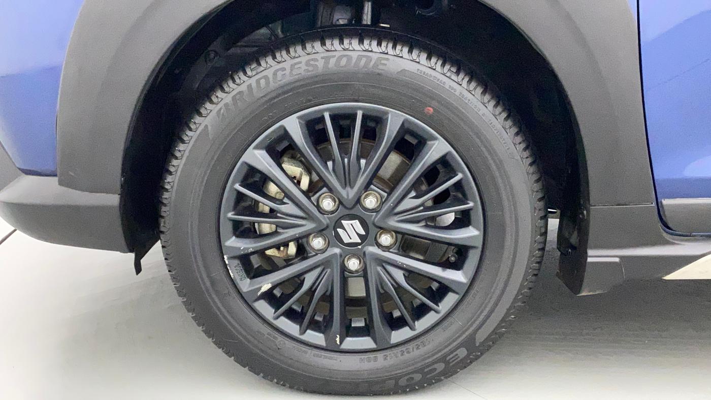 2021 Maruti XL6 ZETA MT, Petrol, Manual, 31,206 km, Left Front Wheel