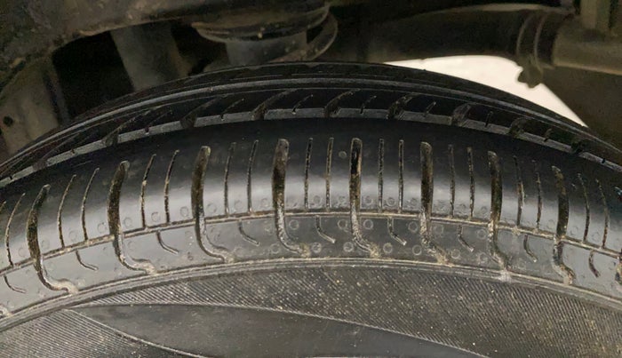 2018 Maruti Alto 800 VXI, Petrol, Manual, 39,210 km, Left Rear Tyre Tread