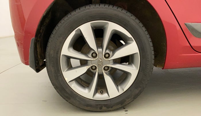 2015 Hyundai Elite i20 ASTA 1.2 (O), Petrol, Manual, 49,353 km, Right Rear Wheel