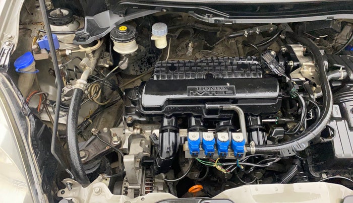 2013 Honda Amaze 1.2L I-VTEC S, CNG, Manual, 1,44,183 km, Engine View - Right