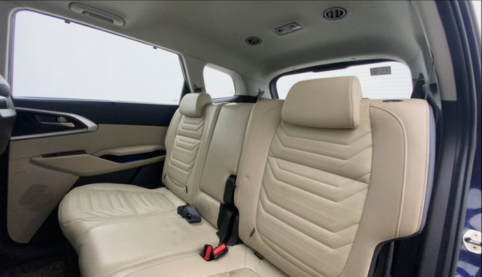 2022 KIA CARENS LUXURY PLUS 1.4 PETROL DCT 7 STR, Petrol, Automatic, 8,510 km, Right Side Rear Door Cabin