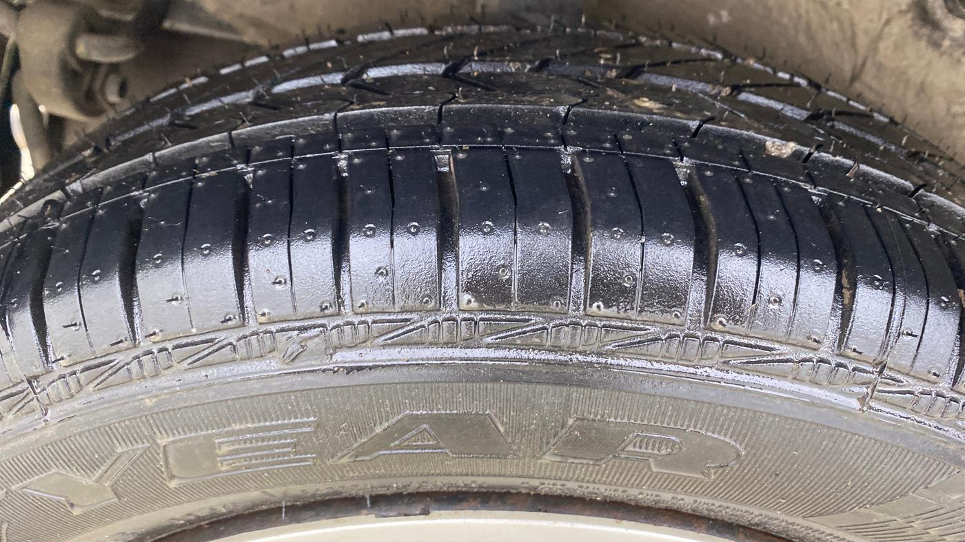 2016 Maruti Celerio ZXI AMT, Petrol, Automatic, 28,140 km, Right Rear Tyre Tread