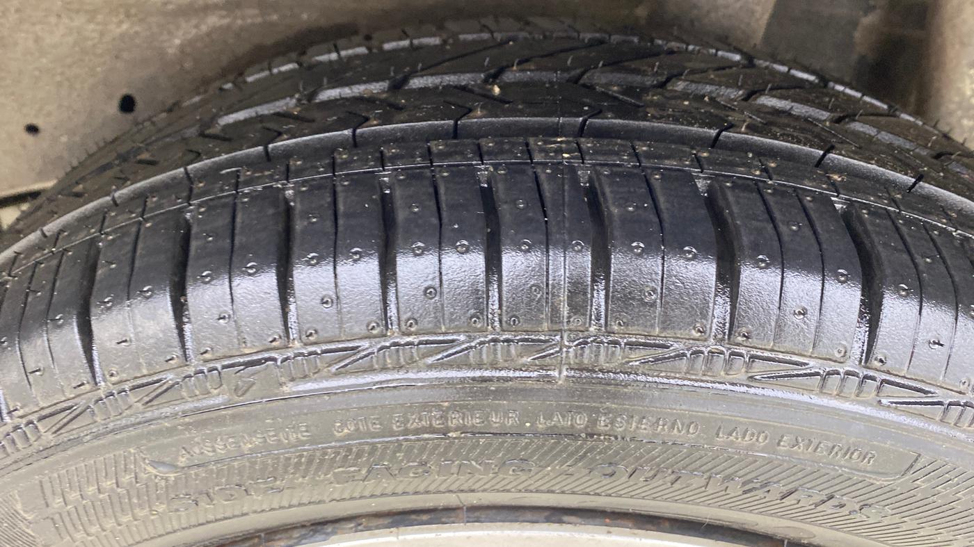 2016 Maruti Celerio ZXI AMT, Petrol, Automatic, 28,140 km, Left Rear Tyre Tread