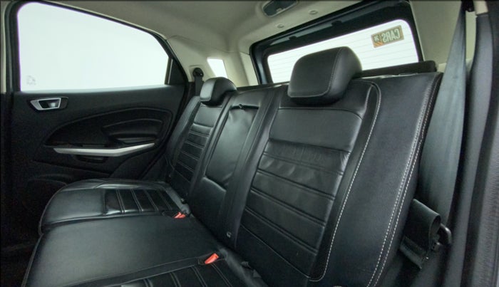 2018 Ford Ecosport TITANIUM + 1.5L DIESEL, Diesel, Manual, 1,04,970 km, Right Side Rear Door Cabin