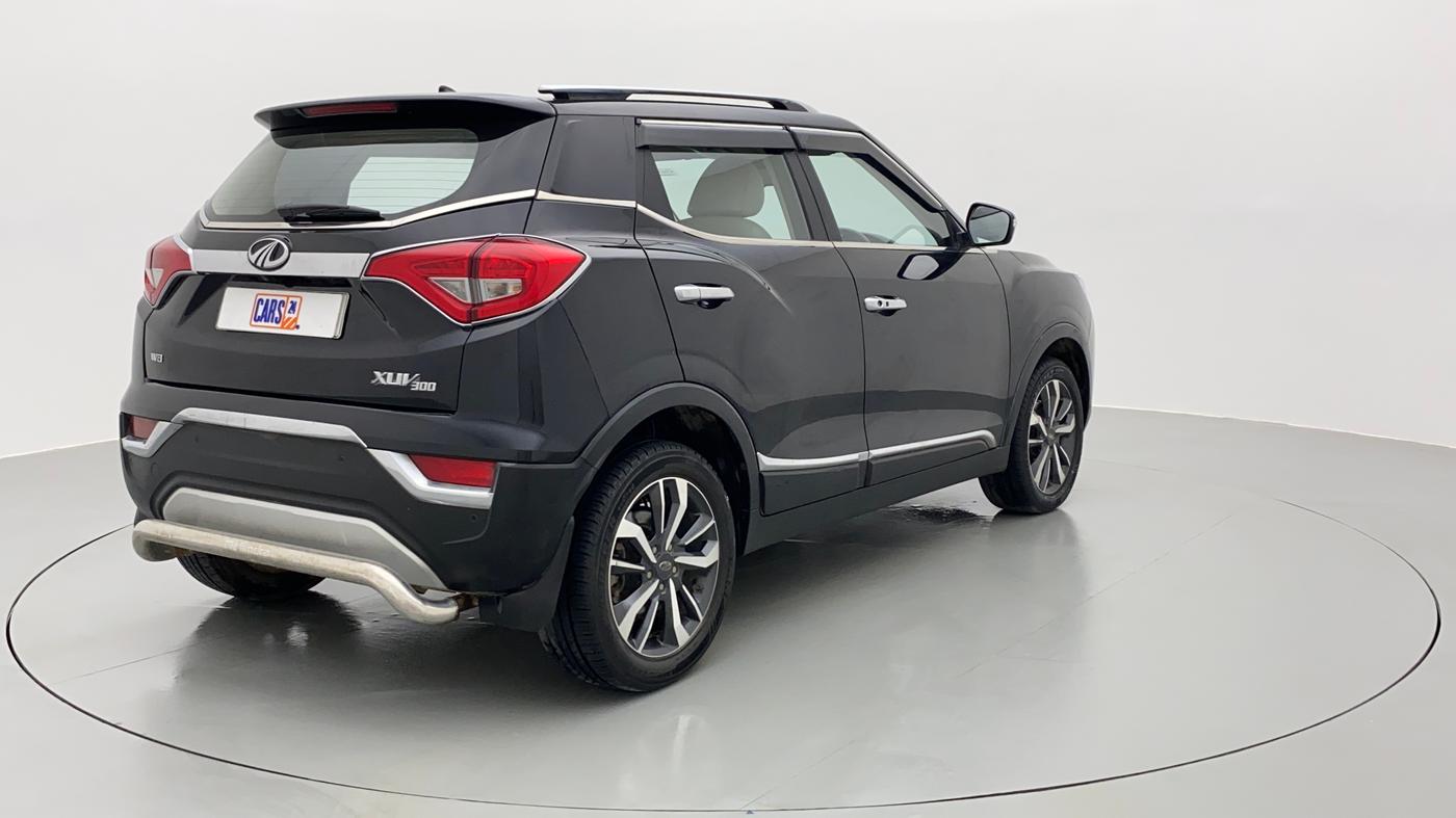 2019 Mahindra XUV300 W8(O), Diesel, Manual, 36,681 km, Right Back Diagonal