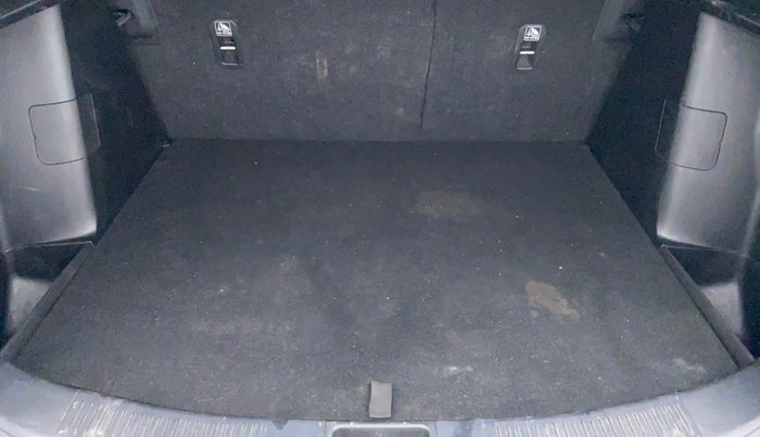 2019 Maruti S Cross ALPHA SHVS, Diesel, Manual, 49,113 km, Boot Inside