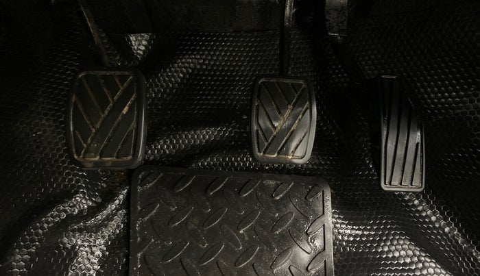 2020 Maruti Swift VXI, Petrol, Manual, 44,334 km, Pedals