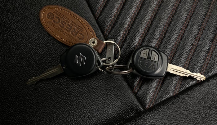 2020 Maruti Swift VXI, Petrol, Manual, 44,334 km, Key Close Up