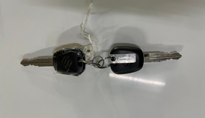 2023 Maruti Alto LXI O, Petrol, Manual, 23,353 km, Key Close Up