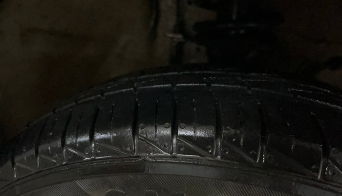 2023 Maruti Alto LXI O, Petrol, Manual, 23,353 km, Right Front Tyre Tread