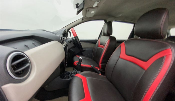 2015 Renault Duster 85 PS RXL DIESEL, Diesel, Manual, 69,321 km, Right Side Front Door Cabin