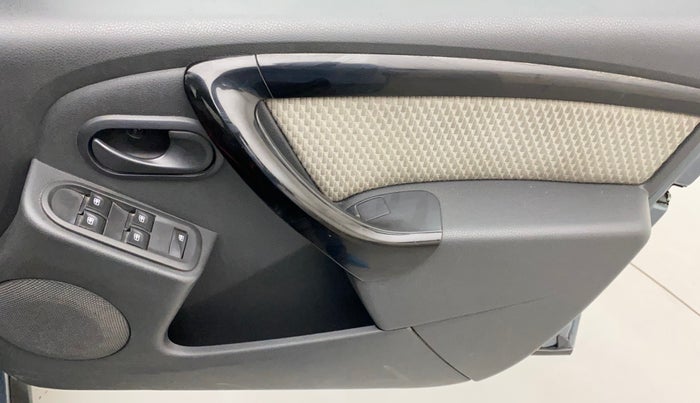 2015 Renault Duster 85 PS RXL DIESEL, Diesel, Manual, 69,321 km, Driver Side Door Panels Control