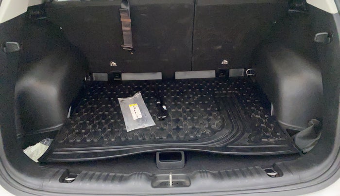 2021 Jeep Compass SPORT 1.4 PETROL DCT, Petrol, Automatic, 21,250 km, Boot Inside