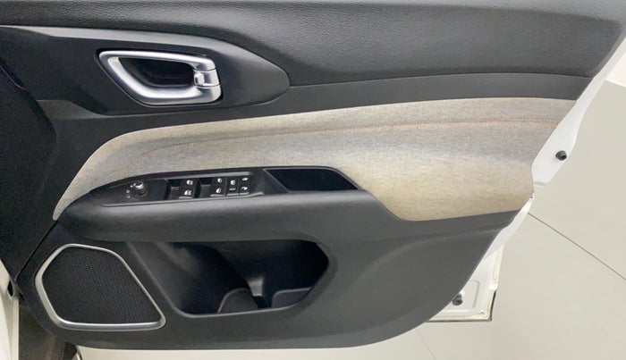 2021 Jeep Compass SPORT 1.4 PETROL DCT, Petrol, Automatic, 21,250 km, Driver Side Door Panels Control