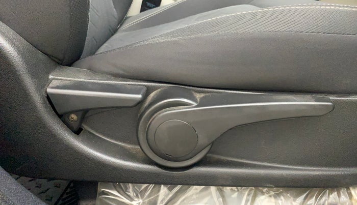 2021 Tata NEXON XZA PLUS PETROL, Petrol, Automatic, 38,822 km, Driver Side Adjustment Panel