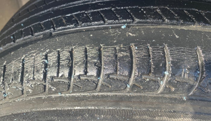 2019 Maruti Baleno DELTA PETROL 1.2, Petrol, Manual, 59,109 km, Left Front Tyre Tread