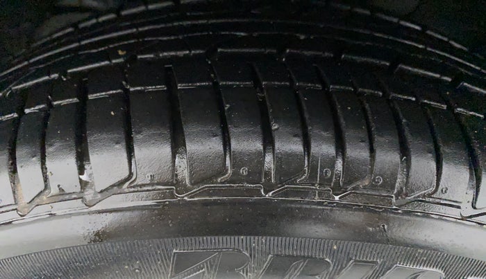 2022 Tata TIGOR XZA PLUS PETROL, Petrol, Automatic, 5,704 km, Left Front Tyre Tread