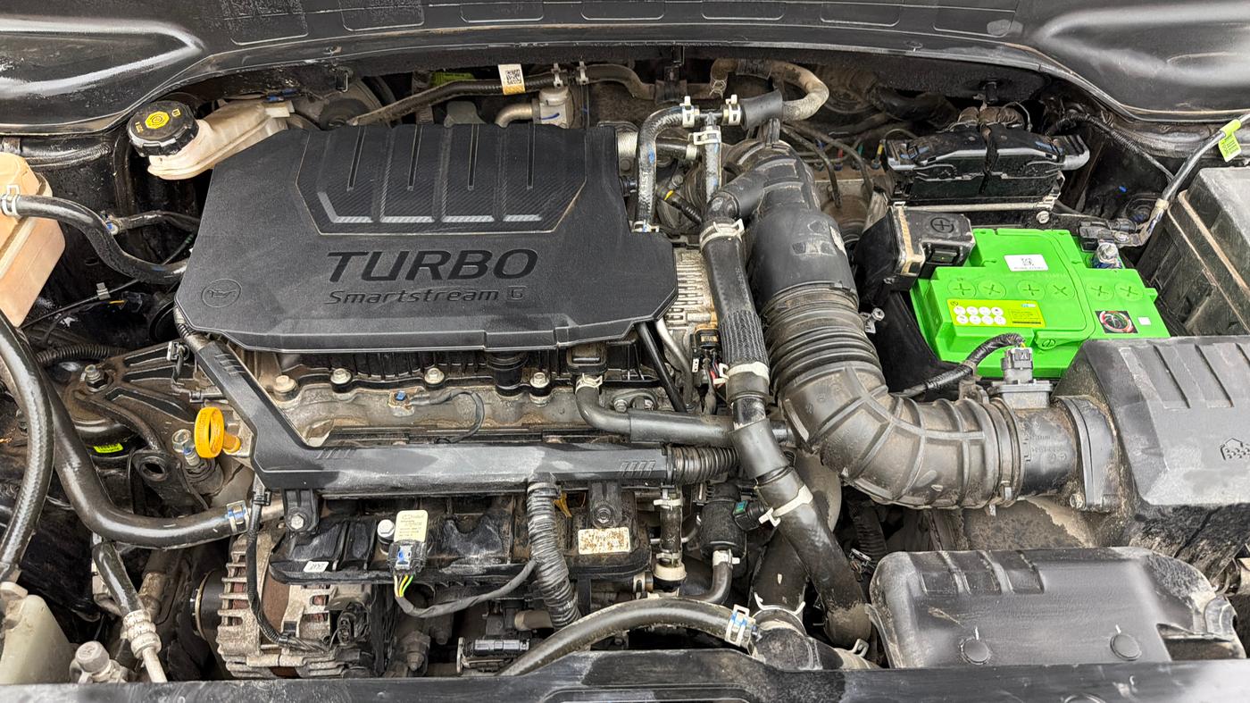 2023 Hyundai ALCAZAR 1.5 SIGNATURE (O) TURBO DCT 7, Petrol, Automatic, 59,311 km, Engine View