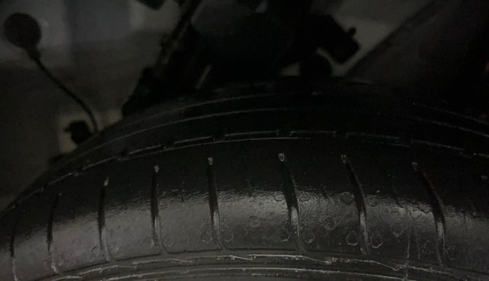 2021 Hyundai VENUE S 1.2, Petrol, Manual, 34,800 km, Left Rear Tyre Tread