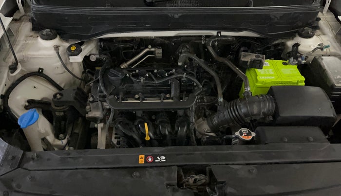 2021 Hyundai VENUE S 1.2, Petrol, Manual, 34,800 km, Engine View