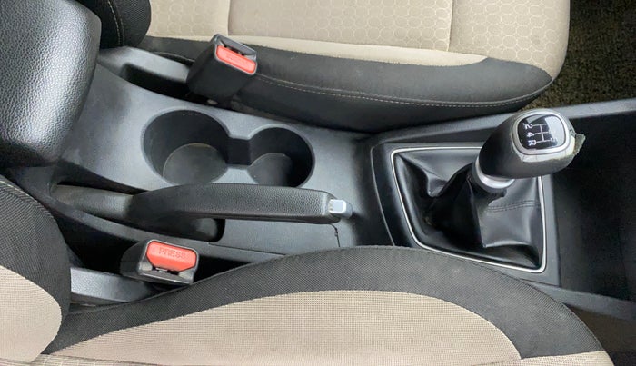 2015 Hyundai Elite i20 ASTA 1.2, Petrol, Manual, 37,896 km, Gear Lever