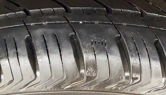 2015 Hyundai Elite i20 ASTA 1.2, Petrol, Manual, 37,896 km, Right Rear Tyre Tread