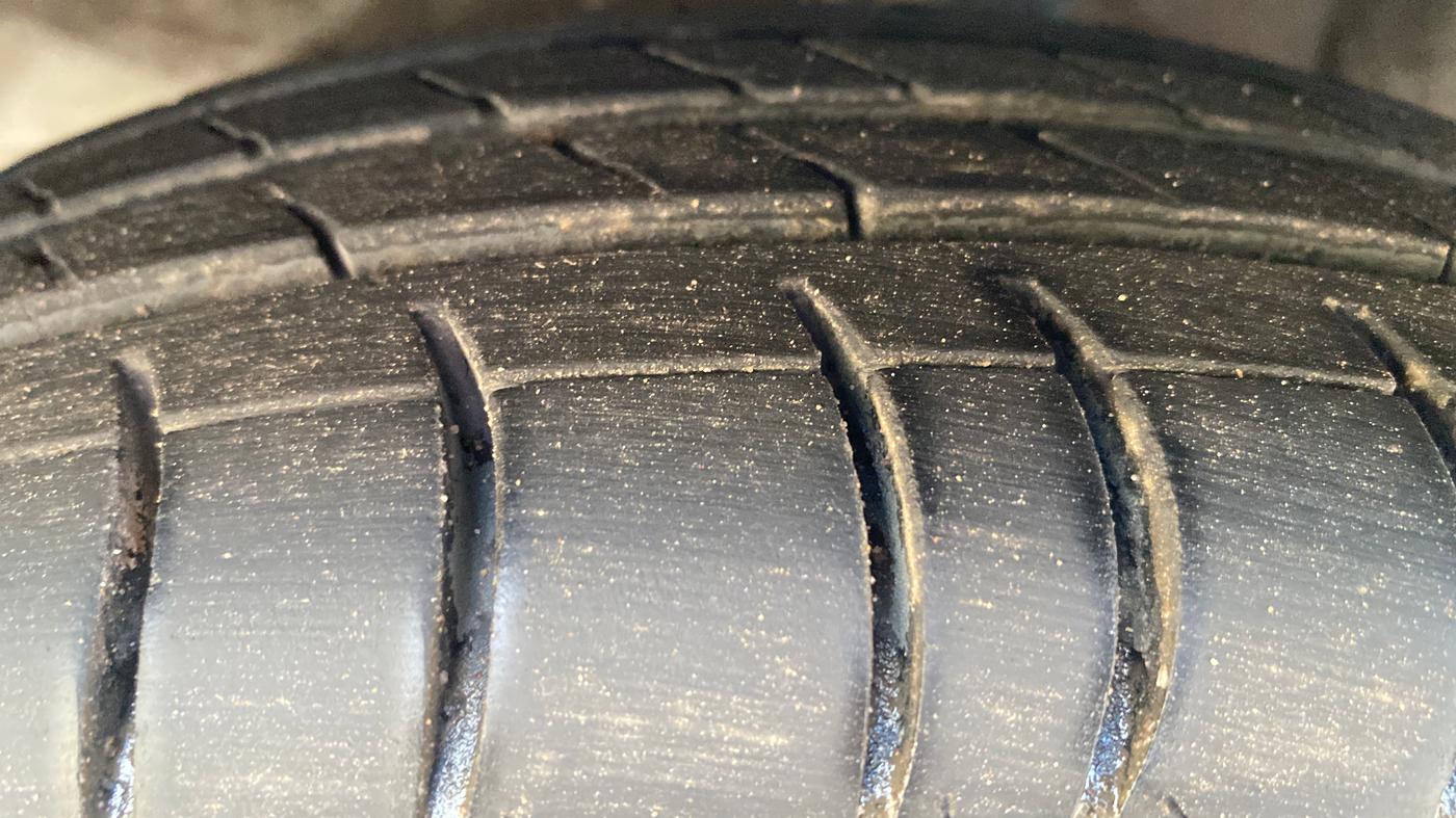 2015 Hyundai i10 MAGNA 1.1, Petrol, Manual, 78,916 km, Left Front Tyre Tread