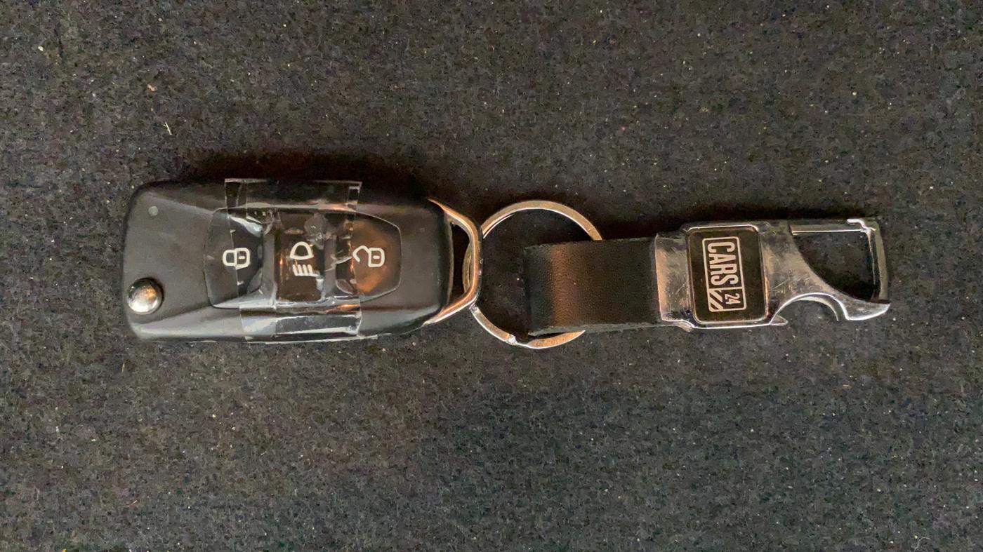 2018 Tata TIGOR XZ PLUS PETROL, Petrol, Manual, 62,209 km, Key Close Up