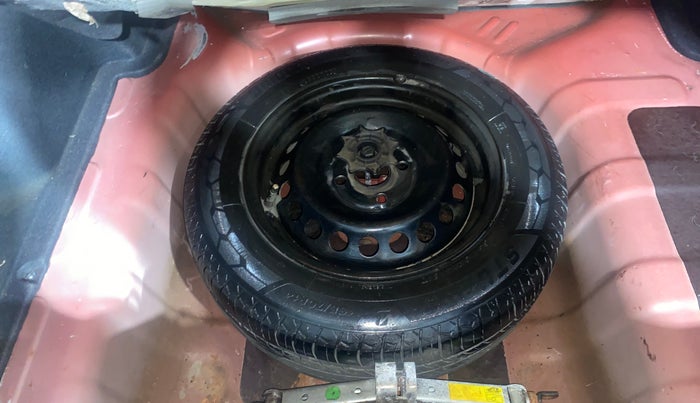 2014 Hyundai Xcent S 1.2, Petrol, Manual, 51,917 km, Spare Tyre