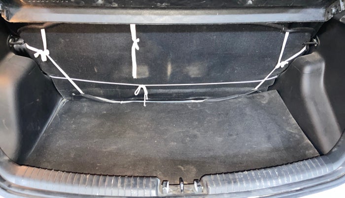 2016 Hyundai Grand i10 ASTA (O) AT 1.2 KAPPA VTVT, Petrol, Automatic, 43,523 km, Boot Inside