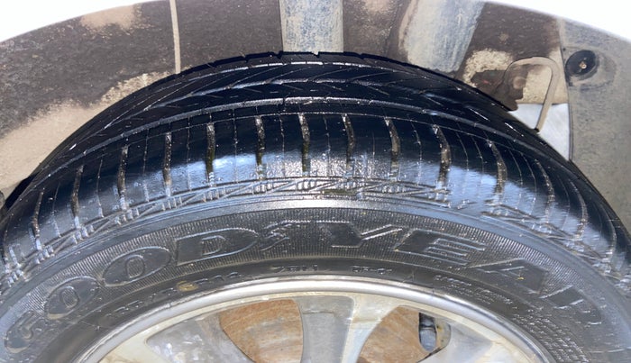 2016 Hyundai Grand i10 ASTA (O) AT 1.2 KAPPA VTVT, Petrol, Automatic, 43,523 km, Left Rear Tyre Tread