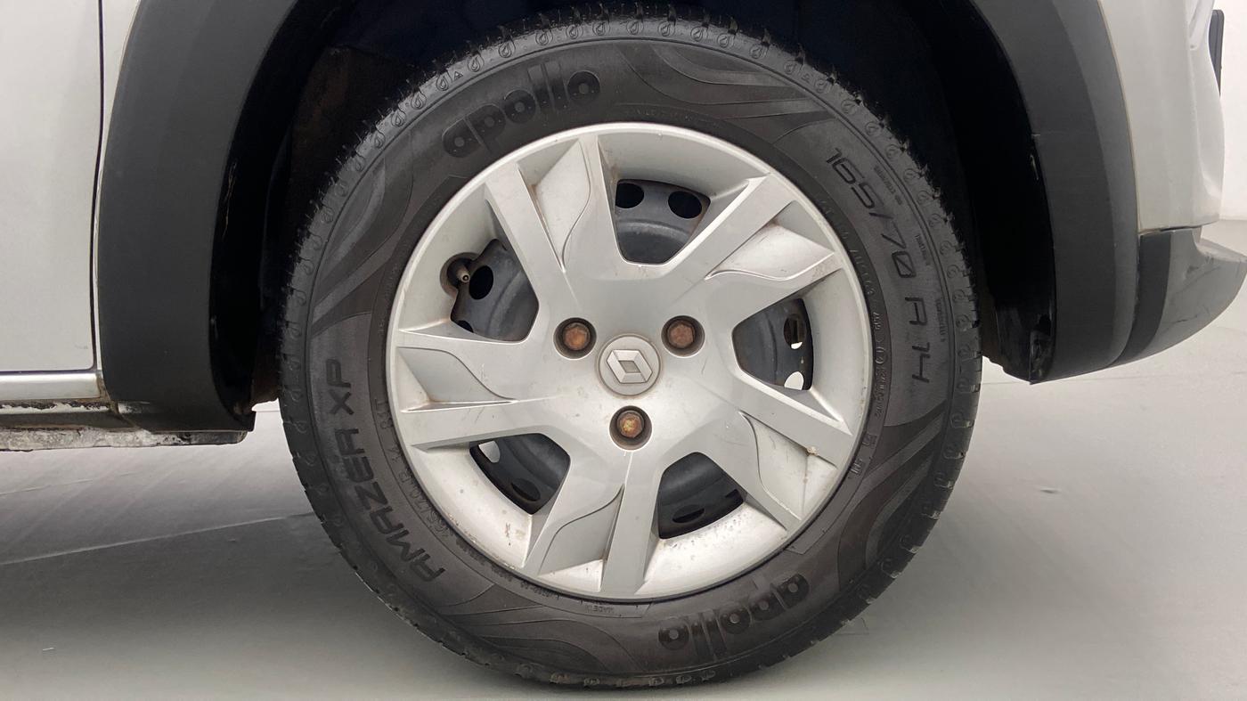 2019 Renault Kwid 1.0 RXT Opt, Petrol, Manual, 12,000 km, Right Front Wheel