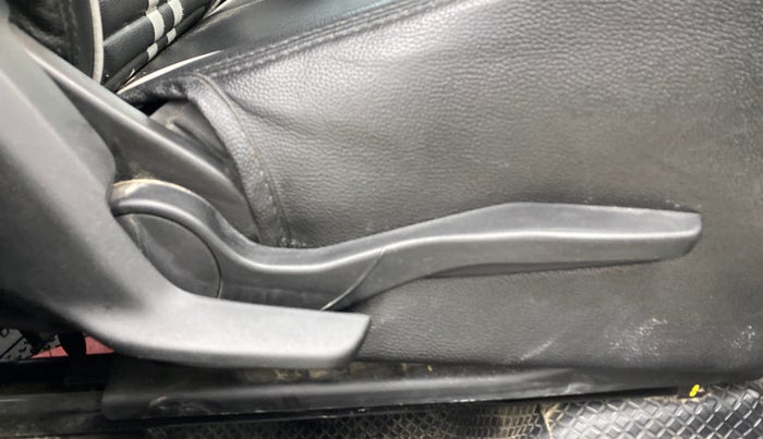 2020 Maruti Swift ZXI PLUS, Petrol, Manual, 1,25,377 km, Driver Side Adjustment Panel