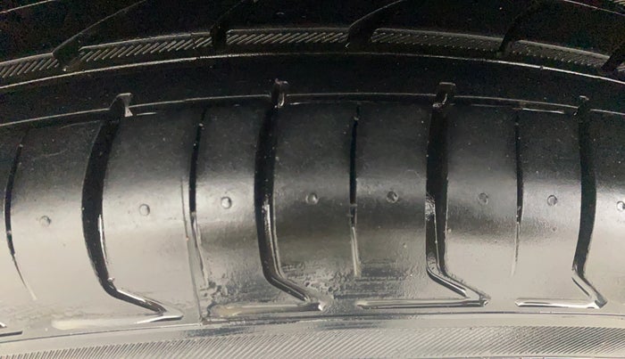 2019 Ford Ecosport TITANIUM + 1.5L DIESEL, Diesel, Manual, 42,531 km, Right Rear Tyre Tread