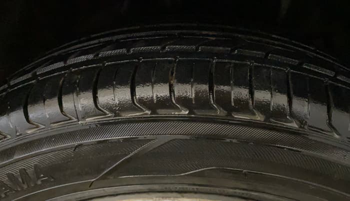 2017 Honda Jazz 1.2L I-VTEC V AT, Petrol, Automatic, 58,209 km, Right Front Tyre Tread
