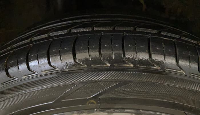 2017 Honda Jazz 1.2L I-VTEC V AT, Petrol, Automatic, 58,209 km, Right Rear Tyre Tread