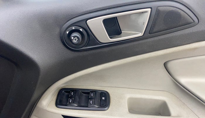 2017 Ford Ecosport TREND 1.5L DIESEL, Diesel, Manual, 1,36,543 km, Driver Side Door Panels Control