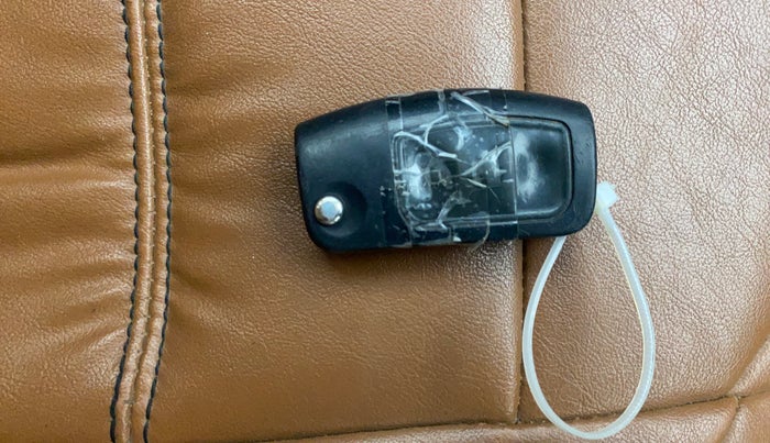 2017 Ford Ecosport TREND 1.5L DIESEL, Diesel, Manual, 1,36,543 km, Key Close Up