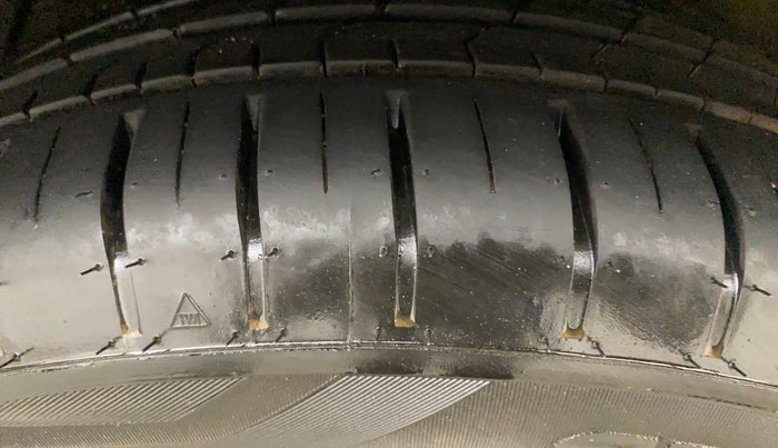 2016 Hyundai Verna FLUIDIC 4S 1.6 VTVT SX, Petrol, Manual, 78,149 km, Left Rear Tyre Tread