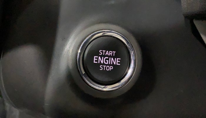 2022 Skoda KUSHAQ STYLE 1.5L TSI MT, Petrol, Manual, 21,417 km, Keyless Start/ Stop Button