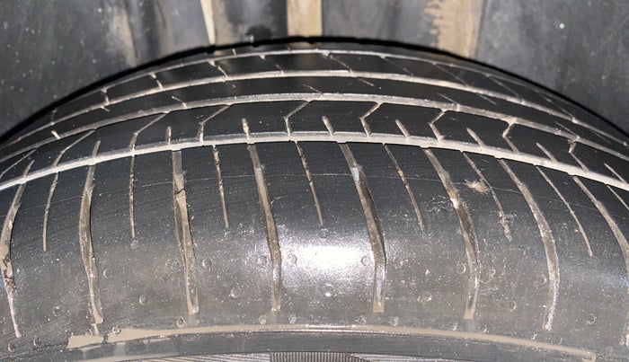 2022 Skoda KUSHAQ STYLE 1.5L TSI MT, Petrol, Manual, 21,417 km, Right Rear Tyre Tread